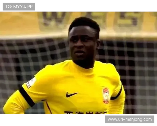 河南队引进阿齐兹，其J联赛经验与头球能力有望增强球队攻击力